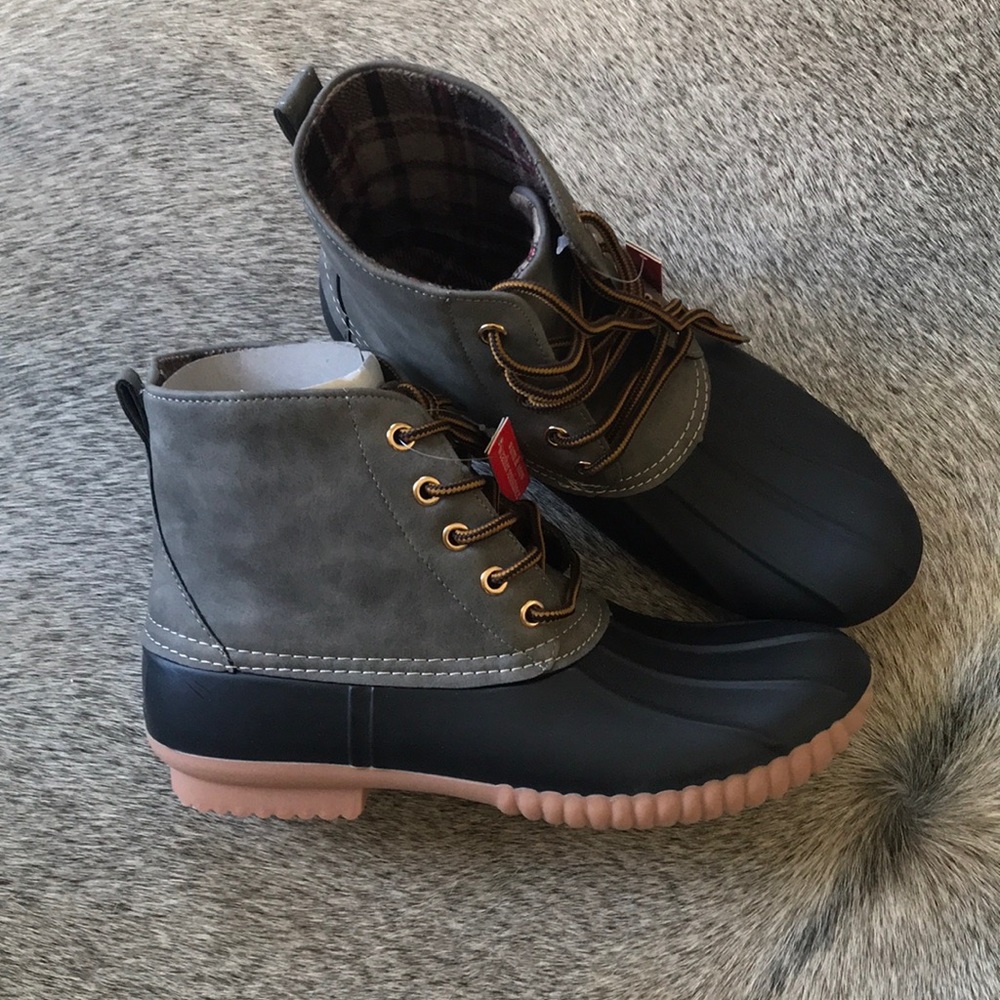 HENRY FERRERA Duck Boots Navy & Gray SZ 8